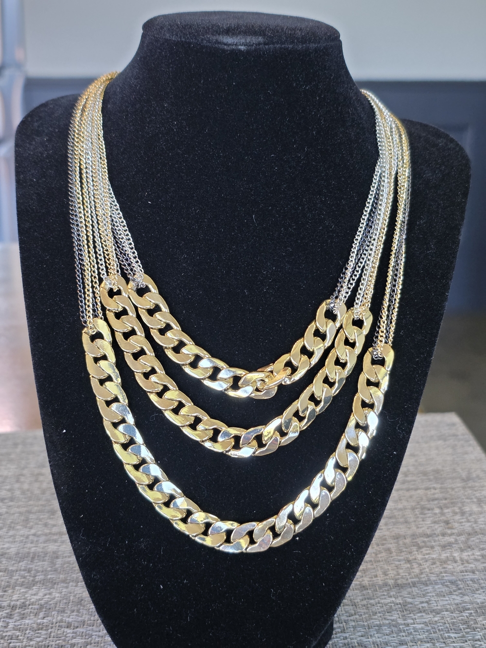 Banana Republic Tri-Color Multi-Strand Cuban Link Necklace